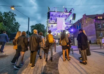 Startuoja 9 nauji naktiniai savaitgalių maršrutai: kursuos kas 30 minučių