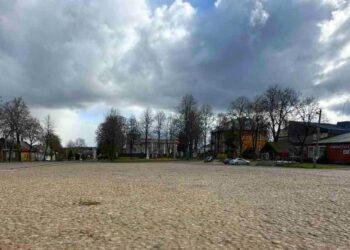 Pradedami Onuškio aikštės tvarkymo darbai