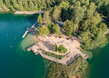 Prie sostinės paplūdimių sugrįžo sezoninė parkavimo rinkliava