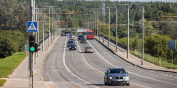 Dėl Valakampių tilto remonto, įvedami apribojimai krovininiams automobiliams