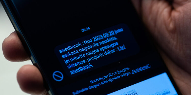 Telefoniniai sukčiai. / Karolina Gudžiūnienė (ELTA)