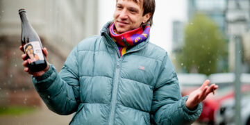 O. Šurajevas visiškai išteisintas byloje dėl šmeižimo, juo buvo apkaltintas po vaizdo įrašo apie „kovą su vatniku“