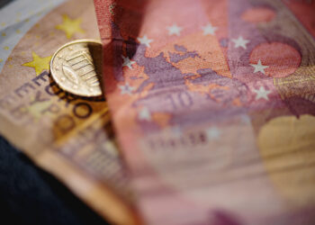 Vilniaus apskrityje sukčiai iš žmonių išviliojo apie 8,3 tūkst. eurų