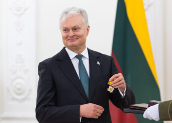 Motinos dienos proga prezidentas apdovanos pusšimtį mamų ir globėjų