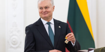 Motinos dienos proga prezidentas apdovanos pusšimtį mamų ir globėjų