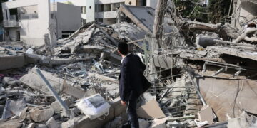 Pradėta lietuvių evakuacija iš Izraelio