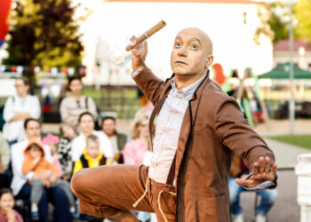 Praūžė tarptautinis gatvės teatrų festivalis Šalčininkuose