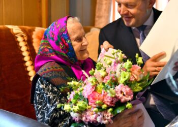 Ilgaamžė senolė iš Kaniūkų atšventė 106-ąjį gimtadienį