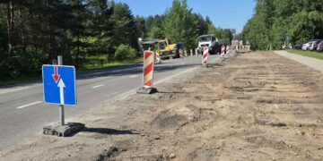 Startavo kapitalinis Arakalnio kelio remontas