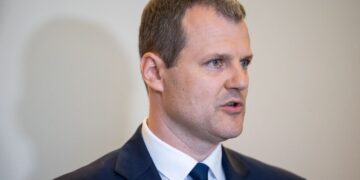 Tarp šalies vadovų turtingiausias G. Paluckas: su šeima valdo turto už beveik 2,3 mln. eurų