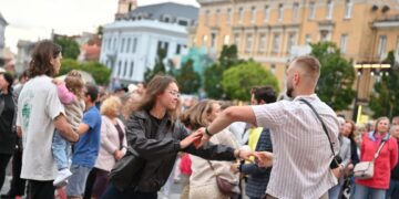 Vilniečiai šėlo retro muzikos ritmu