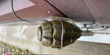 Už pasikėsinimą nužudyti ir neteisėtą disponavimą sprogmenimis – teisiamųjų suolas