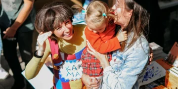 Sostinėje prie tilto į Vingio parką – mažųjų pamiltos Kakės Makės pramogų diena