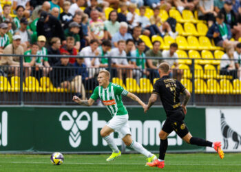 Pirmoje dvikovoje – nulinės lygiosios