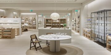 Vilniaus „Akropolyje“ atidaryta didžiausia Baltijos šalyse „Zara Home“