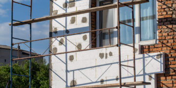 Vilniaus rajone apgadinta statomo namo siena, nuostoliai – apie 20 tūkst. eurų