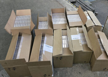 Po agurkais slėptas į Kaliningradą kontrabanda gabentas 0,5 mln. eurų vertės cigarečių krovinys