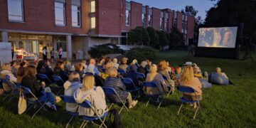 Sėkmingai prabėgo jubiliejinis Trakų bibliotekos „Migruojantis kinas“ sezonas