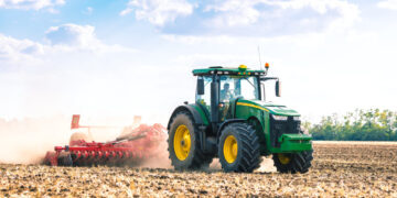 Šalčininkų rajone pavogta traktoriaus puspriekabė, akėčios: nuostoliai siekia 47,4 tūkst. eurų