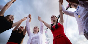 Meno festivalis po atviru dangumi „Kultūros zona“: kūrybinė laisvė  – auginti žmogų