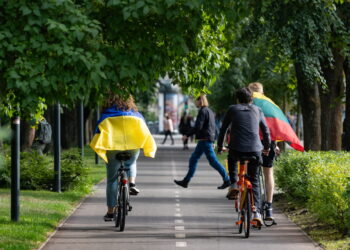 Iš Vilniaus – Ukrainai: miestas perdavė automobilių, mobiliųjų telefonų bei kompiuterių