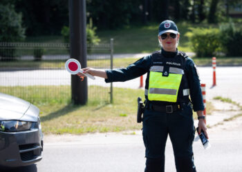 Šalčininkų rajone girtas prie vairo sustabdytas VSAT specialistas