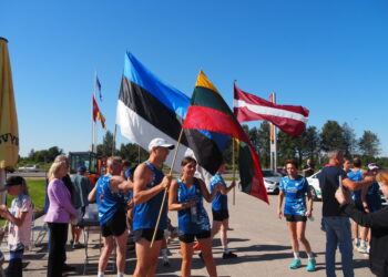 Vilniaus rajone tradiciškai pasitikti „Baltijos kelio“ bėgimo dalyviai