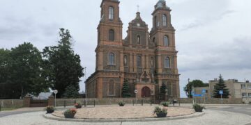 Turgeliai pražydo: džiugina naujos gėlių ir žalumos oazės