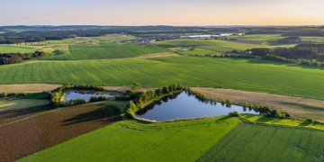 Investuosiantys į žemės ūkio valdas galės gauti iki milijono eurų projektui