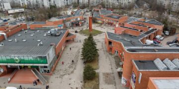 Atnaujintoje Šeškinės centrinėje aikštėje – šventė bendruomenei, nukelsianti į 90-uosius