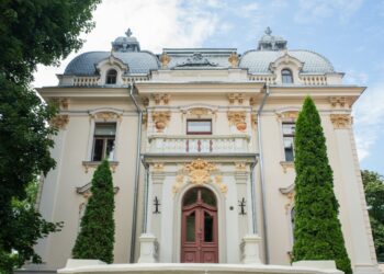 Pristatyta kelionė į praėjusio šimtmečio Vilnių Čiurlionio batuose