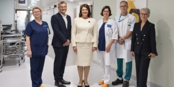 Pirmoji ponia lankėsi Helsinkio Naujojoje vaikų ligoninėje