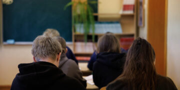 Naujus mokslo metus be vietos sostinės mokyklose pradėjo 12 moksleivių: atsisako savivaldybės pasiūlymų