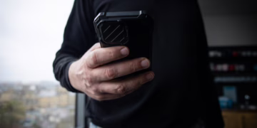 Tris vilniečius apgavo sukčiai: išvilioti 55,2 tūkst. eurų