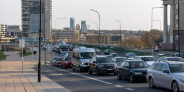 Vilnius eismo iššūkiai: reguliuos šviesoforus, į pagalbą pasitelks pareigūnus