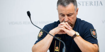 PAGD vadovas R. Požėla: svarstoma iš gaisravietės išvežti dujas