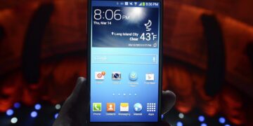 Vėlų vakarą Vilniuje užpulta moteris prarado telefoną