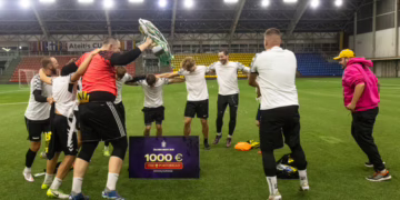 Į futbolo kovas naktį Vilniuje ketvirtą kartą subūrė „Žalgirio“ turnyras