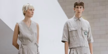 Lietuvių dizainerės pripažinimas Japonijoje – sukurtos geriausios gidų aprangos