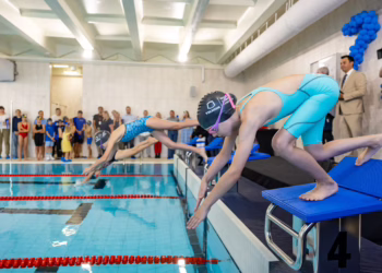 Šiemet sostinėje mokosi plaukti rekordinis antrokų skaičius – beveik 7,5 tūkst.