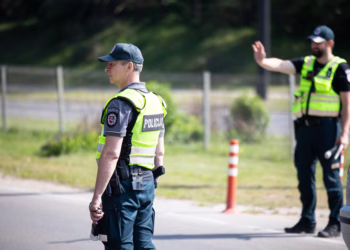 Ko tik nebūna: Vilniuje susimušė pareigūnai