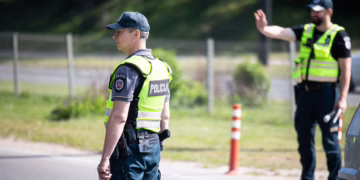Ko tik nebūna: Vilniuje susimušė pareigūnai