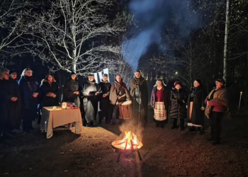 Ilgių šventėje Lentvaryje pagerbti protėviai