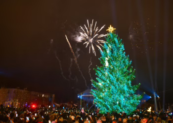 Įžiebta natūrali Šalčininkų rajono žaliaskarė