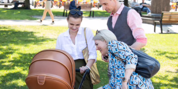 Du vaikus turinčios šeimos nebus laikomos daugiavaikėmis