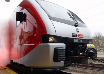 Vilniuje bandomas naujasis elektrinis traukinys „Stadler“: išvysto iki 160 km/h greitį