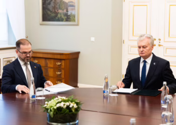 Dešimtys protestuotojų ragino prezidentą neskirti Kauno ministru: politikas susiginčijo su aktyvistais