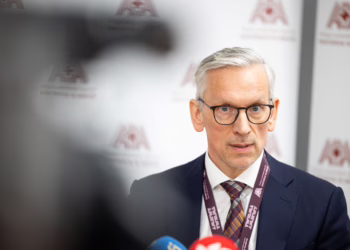 Santaros klinikų vadovas pripažįsta apie buvusias įtampas Neurochirurgijos centre: tai buvo vienas karštųjų taškų