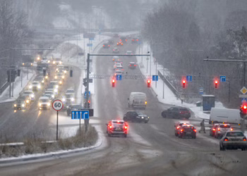 Policija: dėl sniego avarijų Vilniuje kol kas nepadaugėjo