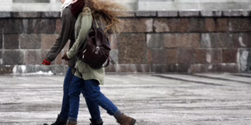 Įsitvirtina žiemiški orai: sinoptikė žada sniegą ir šlapdribą